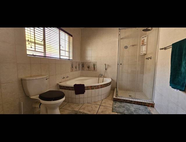 3 BEDROOM SECTIONAL TITLE FOR SALE IN SAFARI GARDENS
